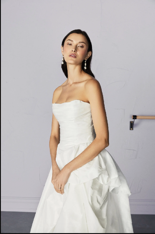 Robes de mariée Savannah Miller : Modele Ambar