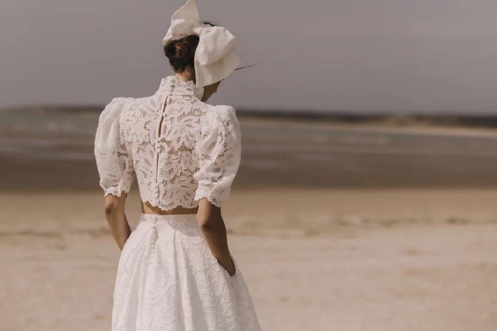 Robes de mariée Victoire Vermeulen : Modele Blouse Gourmandise