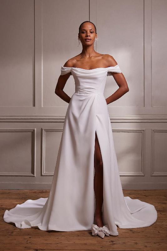 Robes de mariée Savannah Miller : Modele Bridgitte