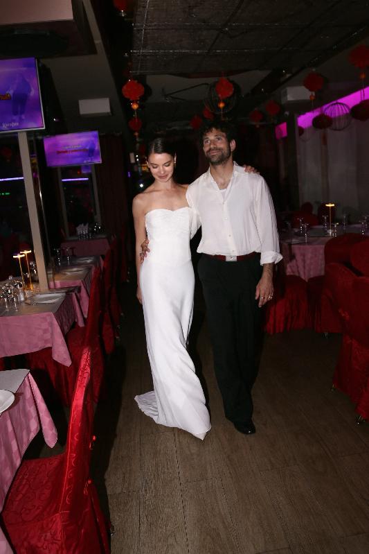 Robes de mariée Uni Paris : Modele Orletta