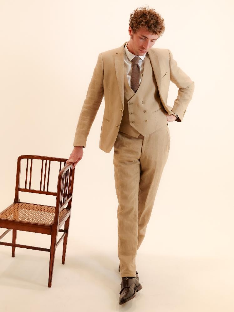 Costumes sur mesure Beau. : Modele REDWOOD