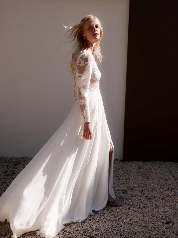 Robes de mariée Nos Archives : Modele Robe Aliénor (MONTPELLIER, NICE, BORDEAUX)