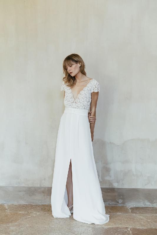 Robes de mariée Nos Archives : Modele Robe Baldwin (LYON, BORDEAUX)