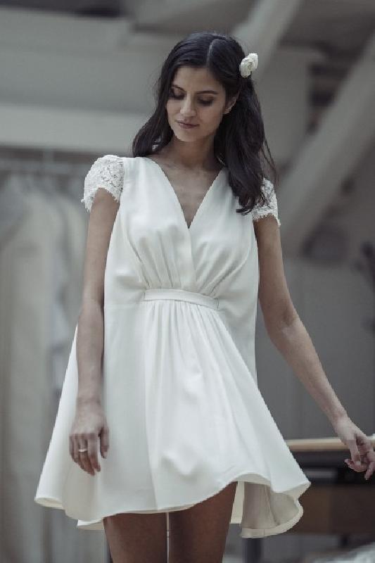 Robes de mariée Laure de Sagazan - Collection civile : Modele Robe Byron 