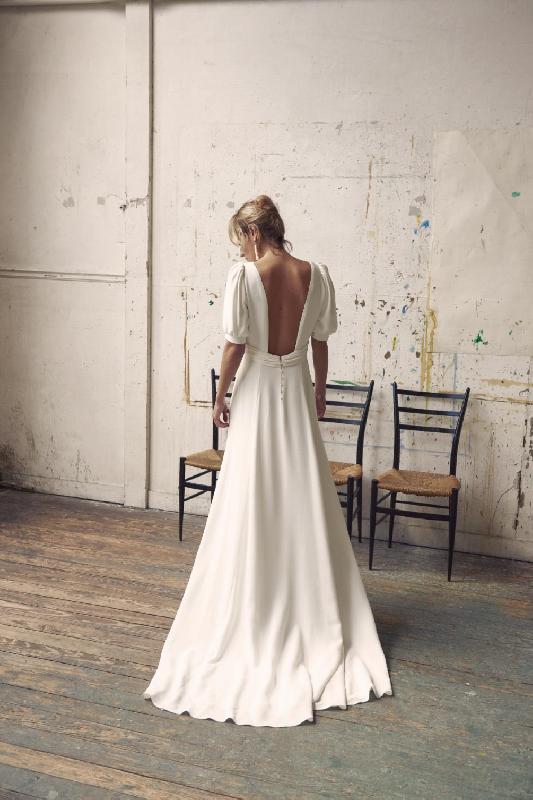 Robes de mariée Laure de Sagazan  : Modele ROBE JOURDAN 