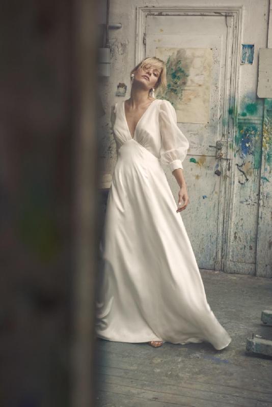 Robes de mariée Laure de Sagazan  : Modele ROBE MONGE